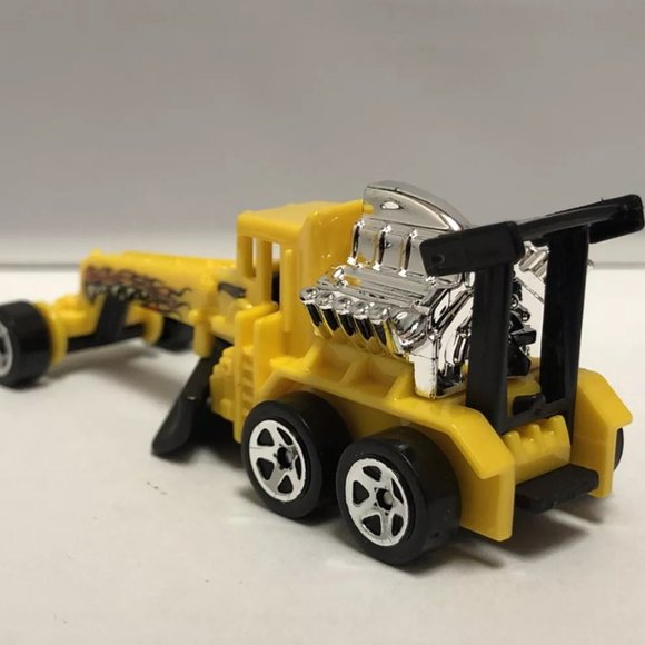 Hot Wheels Yellow Street Cleaver Plow Truck Mattel - Picture 5 of 9